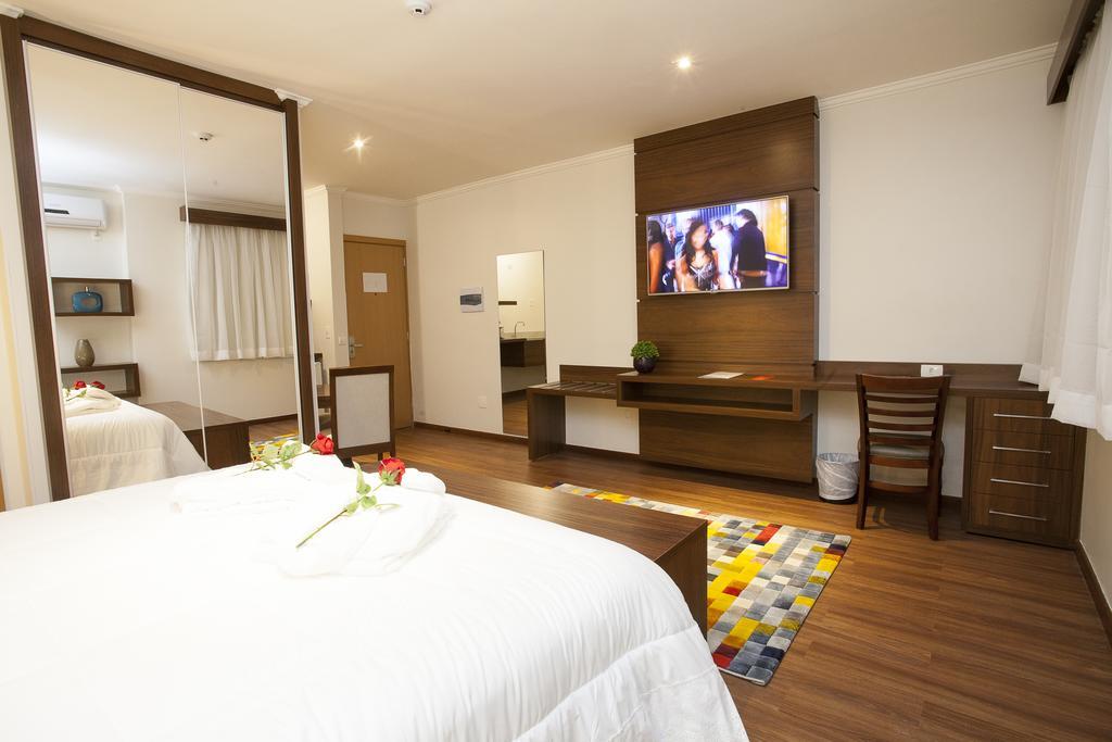 Sao Carlos Marklin Suites Exterior photo